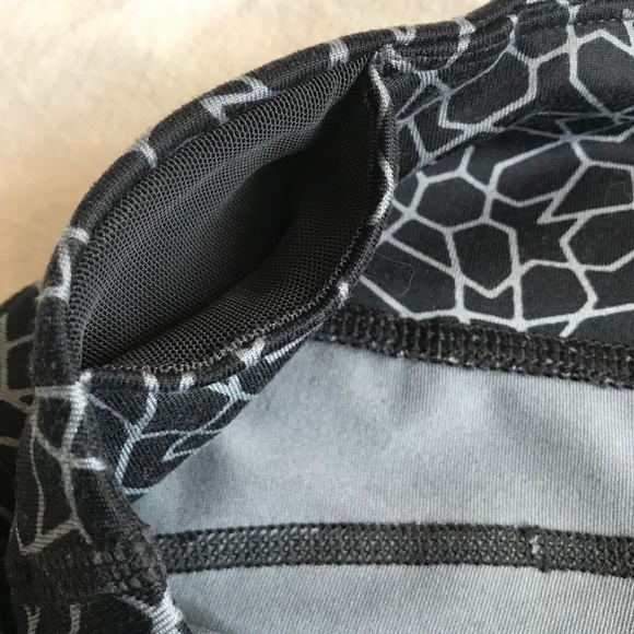 NIKE DriFit Power Racer Lightspeed Running Capris - Picture 6 of 9